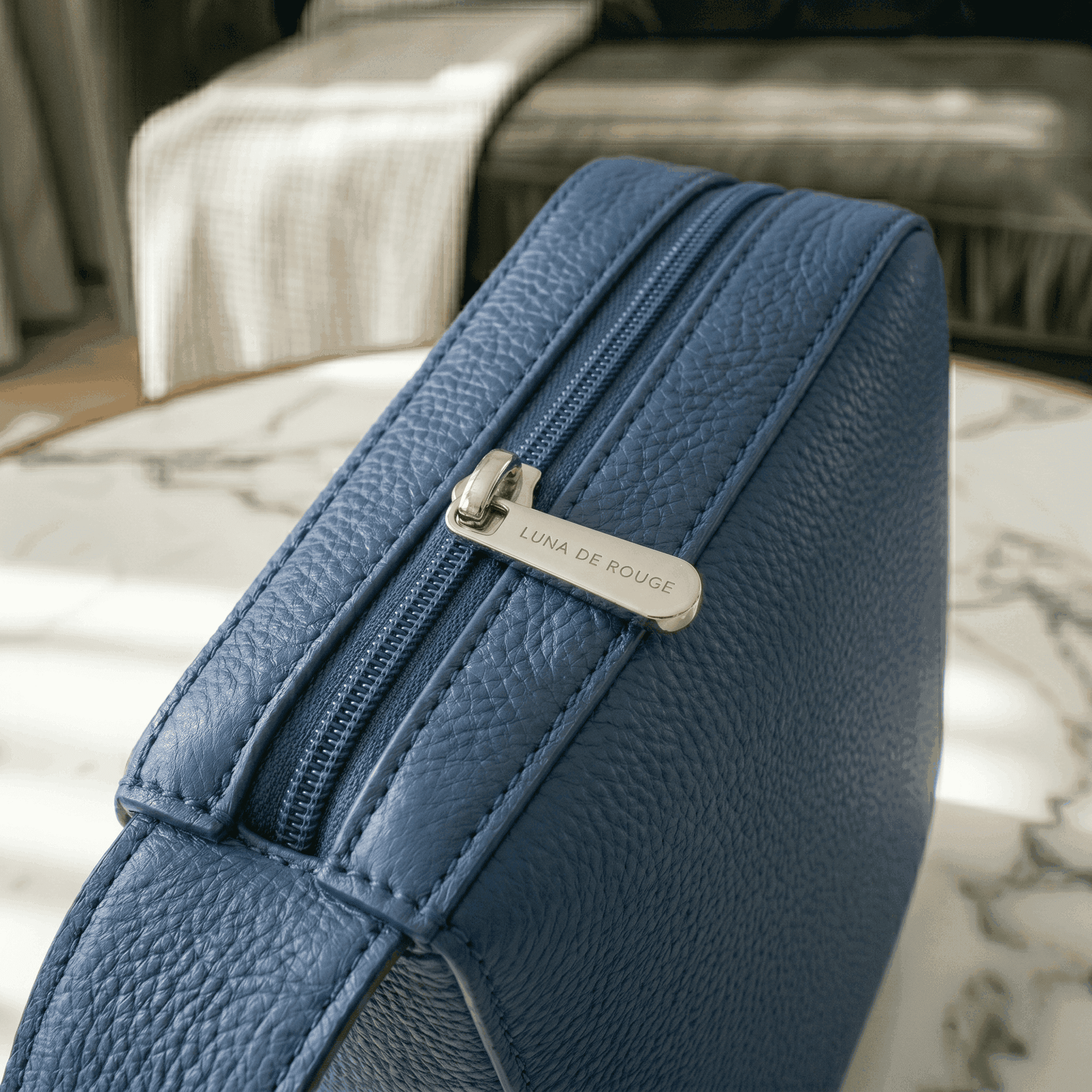 Silver zipper with rectangular metal pull