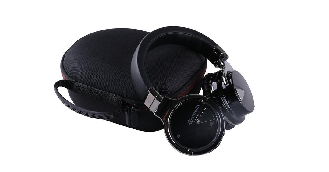 What Buyers Should Check Before Approving a Custom Headphone Case Sample