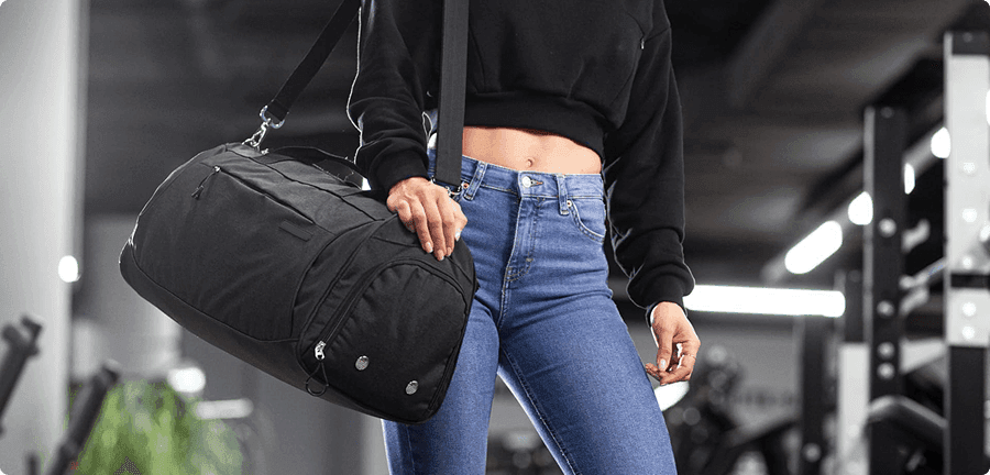 Custom athletic gear bags and sports equipment carrying cases factory